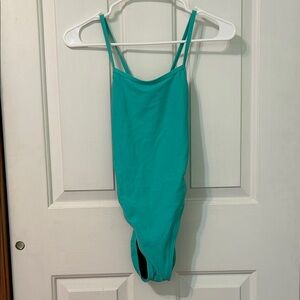 Jolyn Size 30 One Piece “Darren Style”